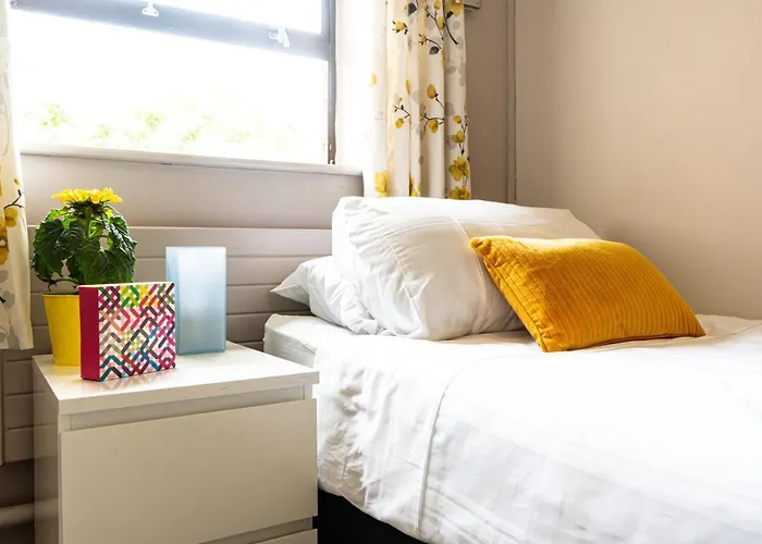 Jbs Student Campus * Dublino